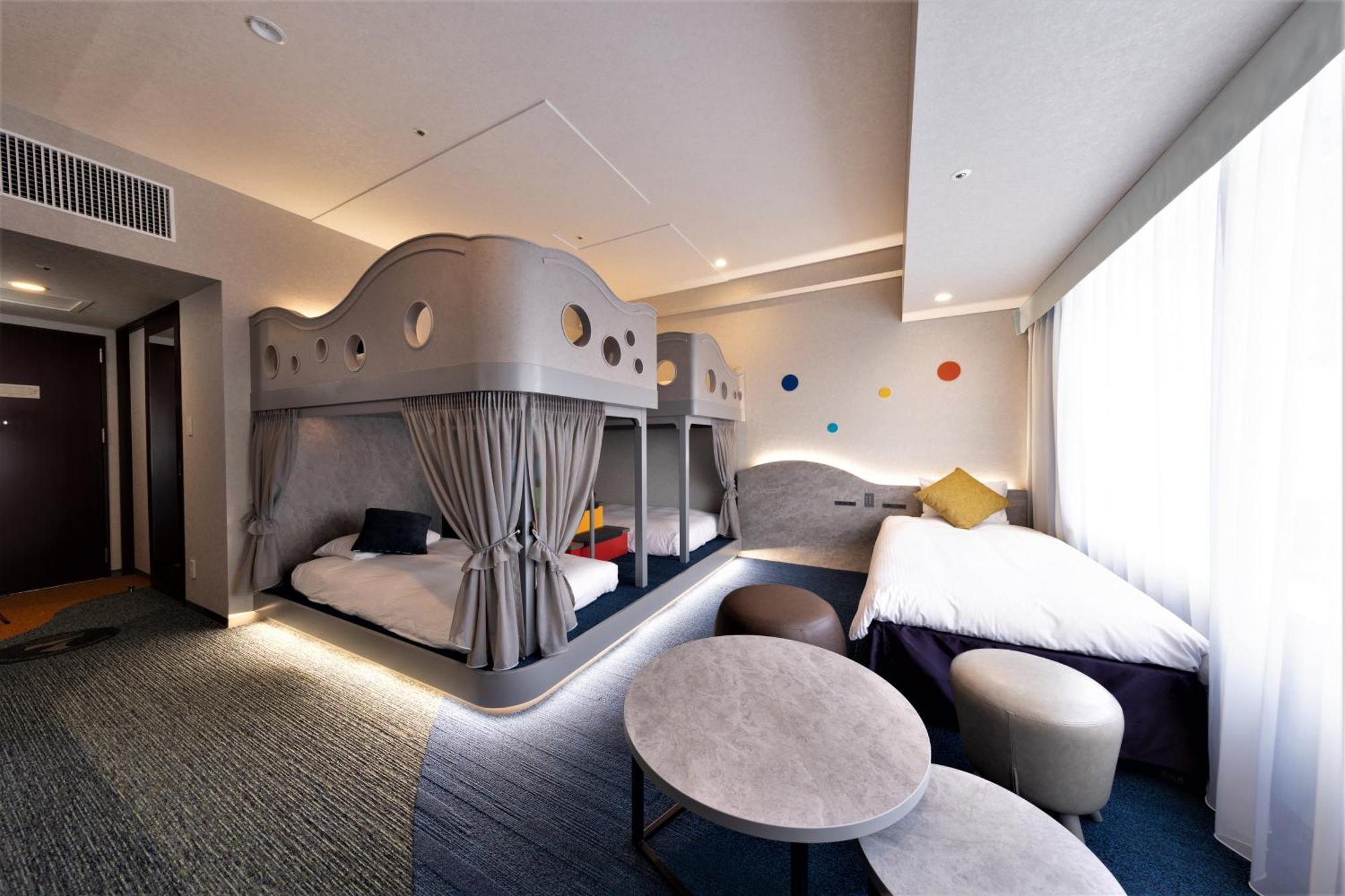 Hotel Keihan Universal Tower Осака Екстериор снимка