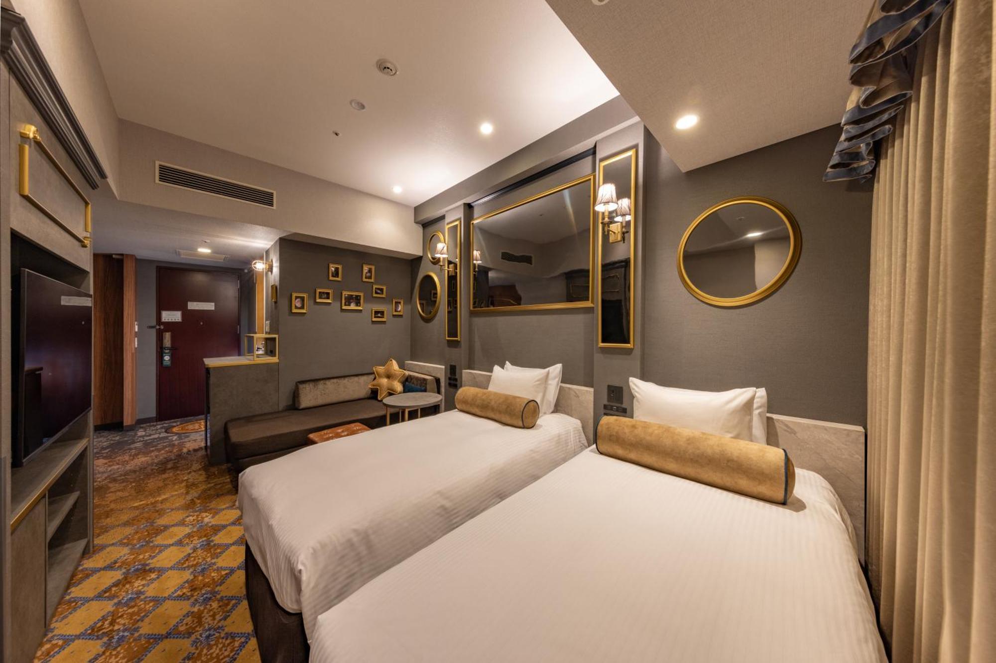 Hotel Keihan Universal Tower Осака Екстериор снимка
